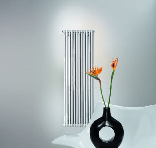 ZE Element-Heizkörper Charleston 2120-08 1192x62x368 RAL 9016, AB 1270/7610