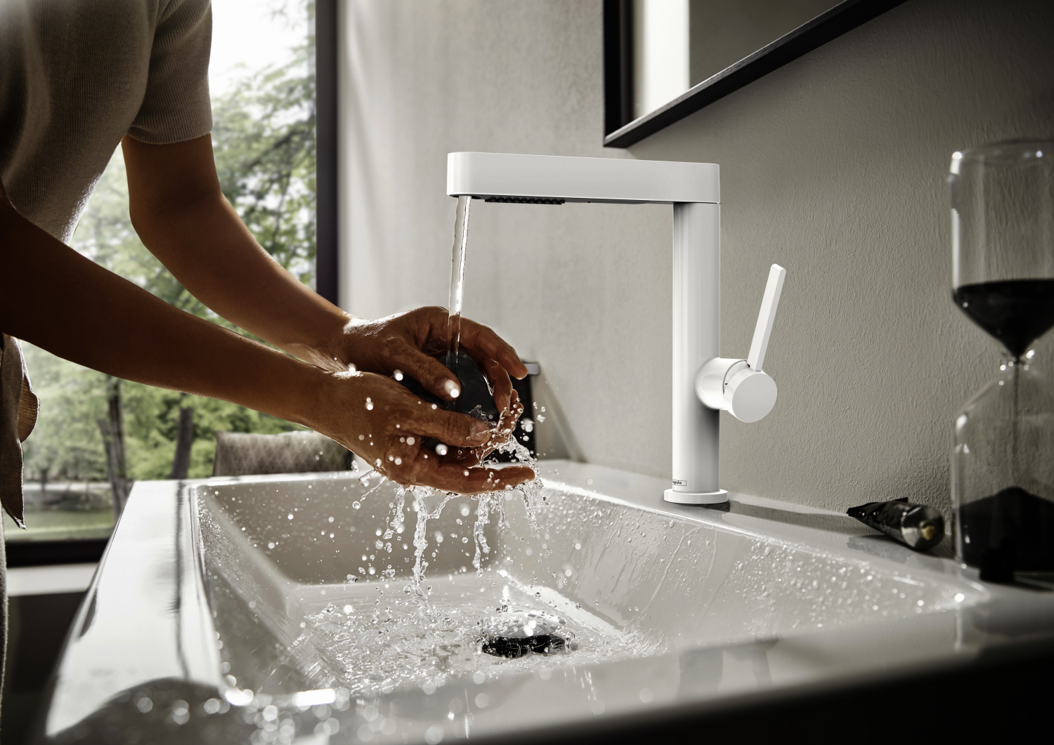 Hansgrohe Waschtischmischer 230 Finoris Ausziehbrause 2jet mattweiss