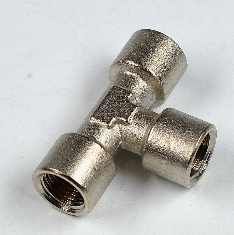 Remko ETe/Komponenten T-St. 1/4" Air 30L