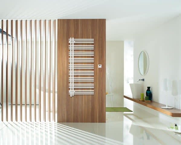 ZE Design-Heizkörper Yucca elektrisch YAEL-170-60/GD 1761x95x578, RAL 9016