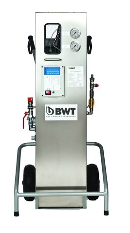 BWT Umkehrosmose MORO 350 mobil Permeatleistung 350 l/h, Ausbeute 40% BWT Umkehrosmose MORO 350 mobil Permeatleistung 350 l/h, Ausbeute 40%