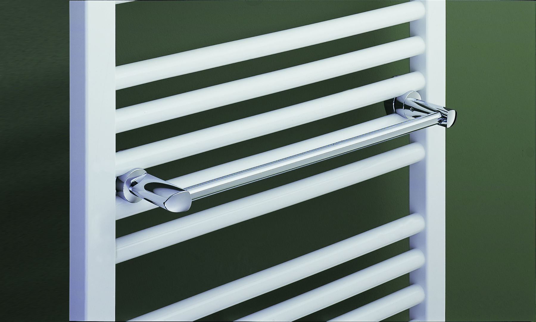 Kermi Basic -D BH1172x35x599mm QN662, glanzsilber, Anschl. li, NAB500