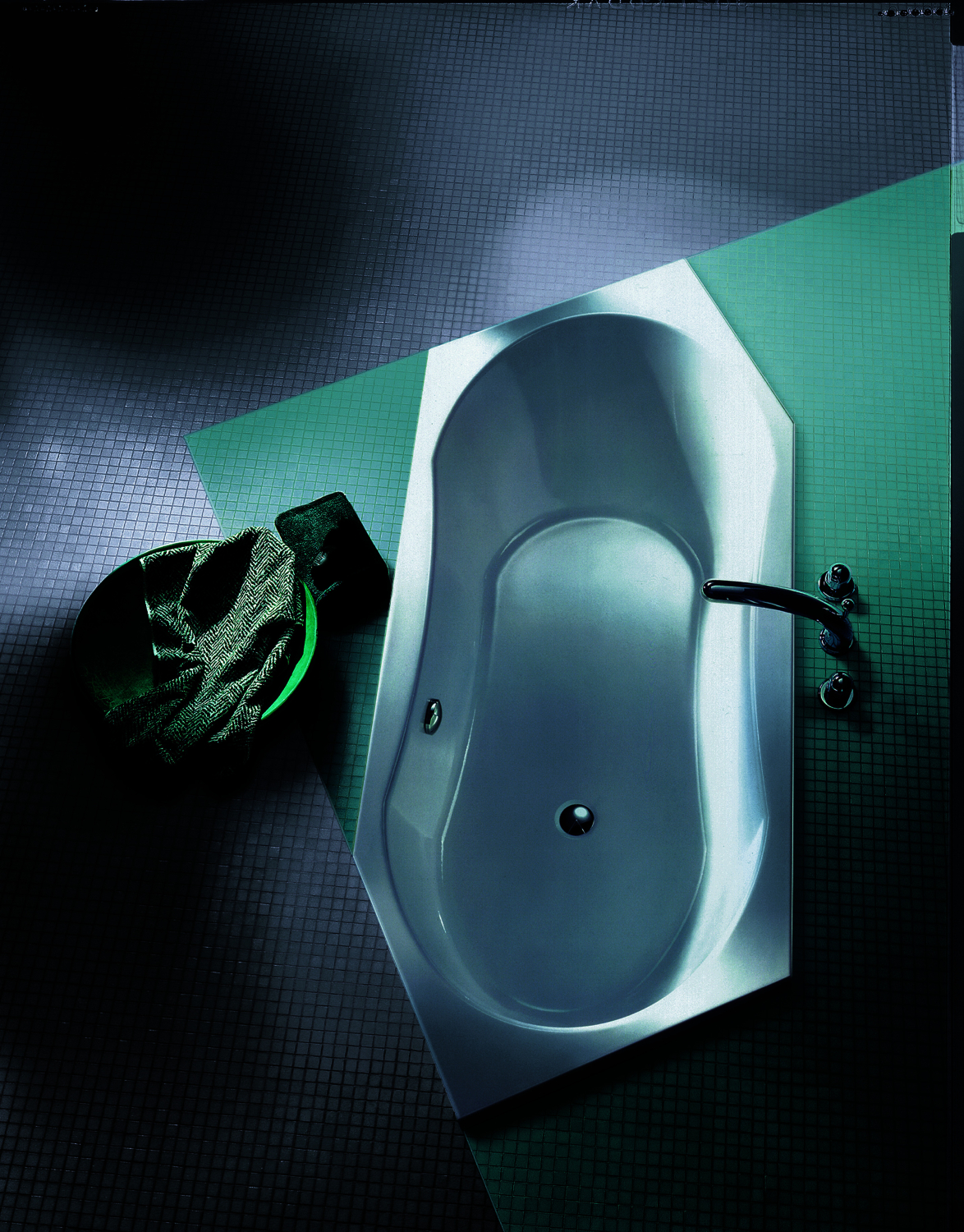 KO Badewanne T200 205 R Acryl 6eckig 2020x800x450 weiß n. Ski. Überlauf hi.