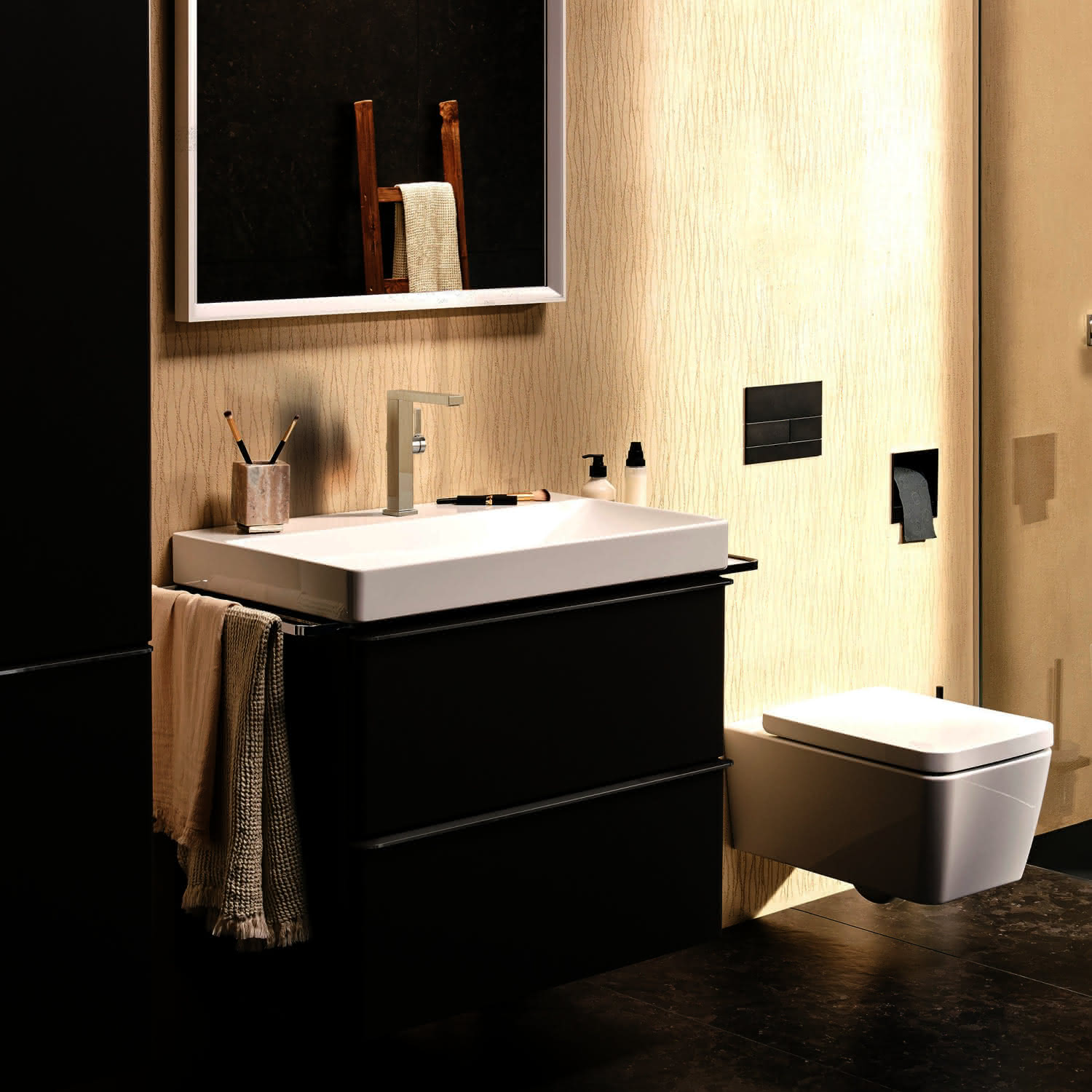Hansgrohe WTM 210 Tecturis E Fine CoolStart  EcoSmart+, Schwenkauslauf, Push-Open chr