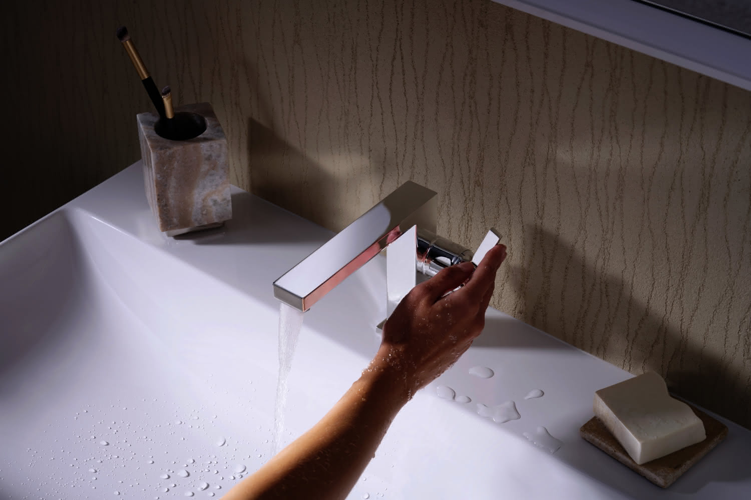 Hansgrohe WTM 110 Tecturis E Fine CoolStart ohne Ablaufgarnitur chrom