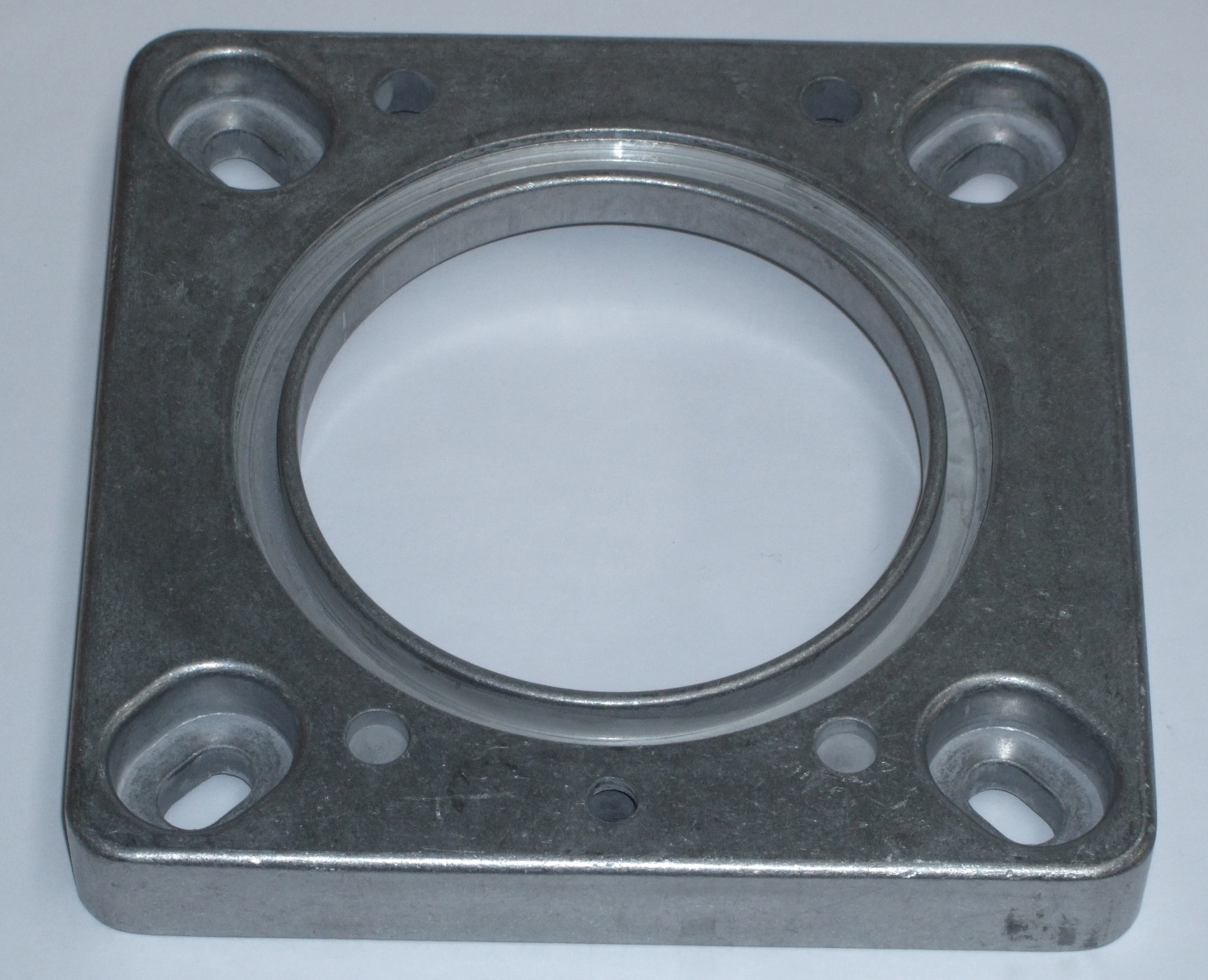 Daikin Unterflansch S1, D85, HLM 35 für DAIKIN Altherma C Oil