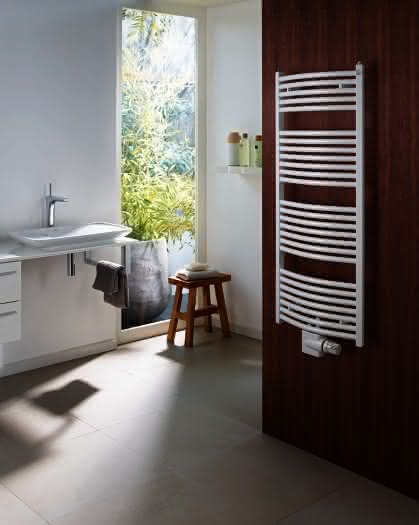 Zehnder Zeno Bow Badheizk. ZNT080-050-05 BH:788mm BL: 495mm (Mittelanschluß 50mm)