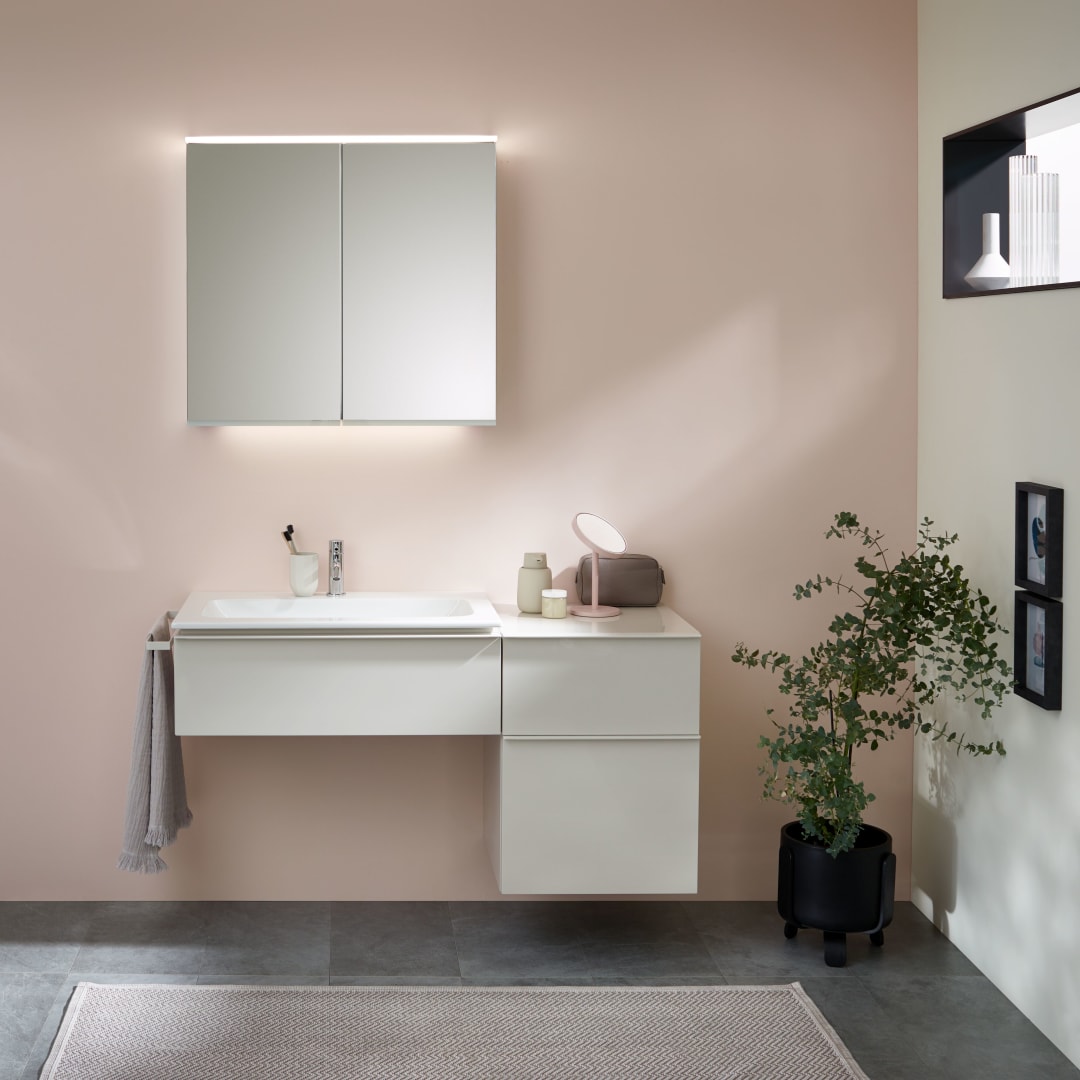 Geberit Option Plus Spiegelschrank m. Beleuchtung, zwei Türen, 75x70x17,2cm