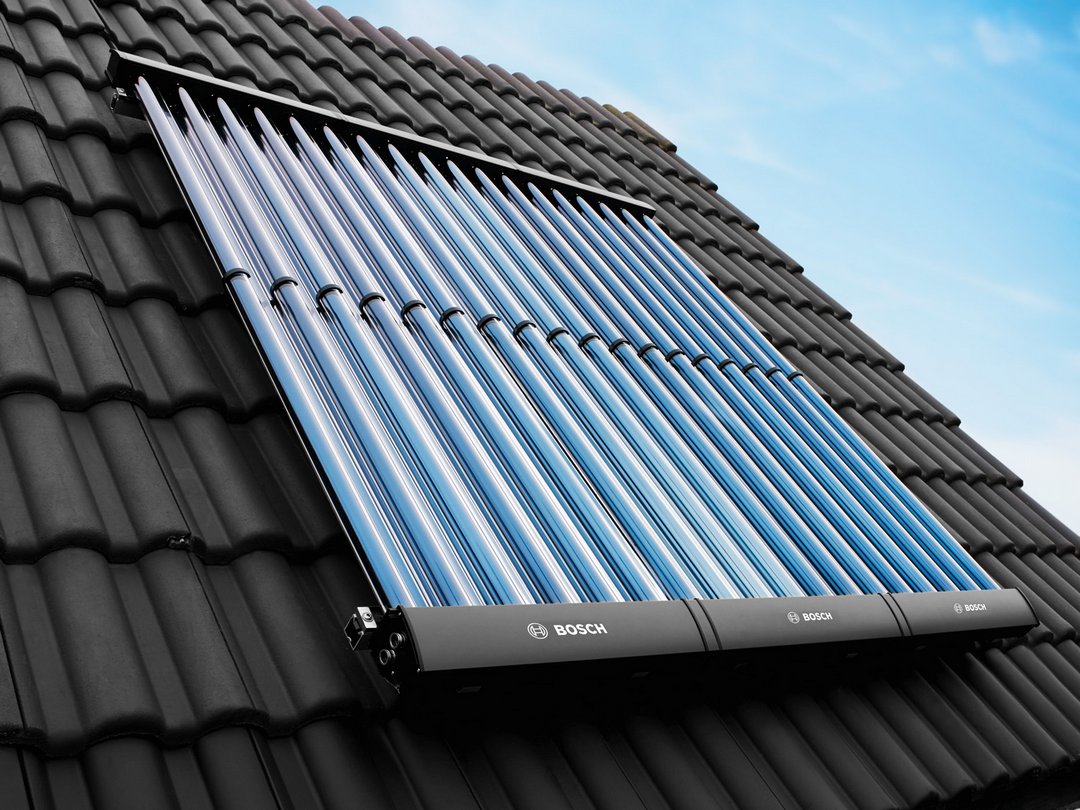 BOSCH Solar-Paket JUPA SO816, Aufdach 4 x SO8000 TVV, Zwischenspiegel, FS121 BOSCH Solar-Paket JUPA SO816, Aufdach 4 x SO8000 TVV, Zwischenspiegel, FS121