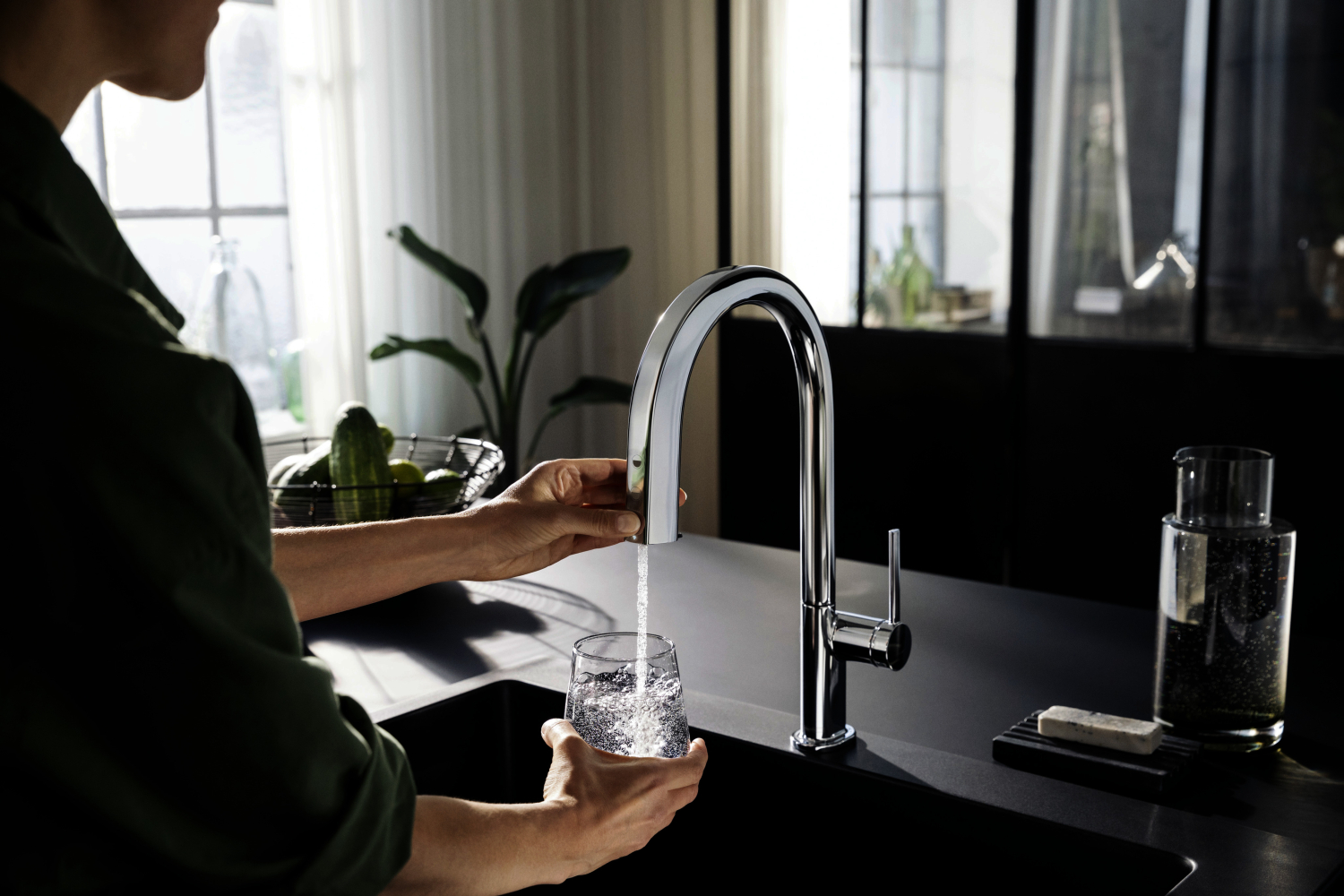 Hansgrohe SodaSystem 210 Aqittura M91 Ausziehauslauf 1j sBox Starter Set chrom