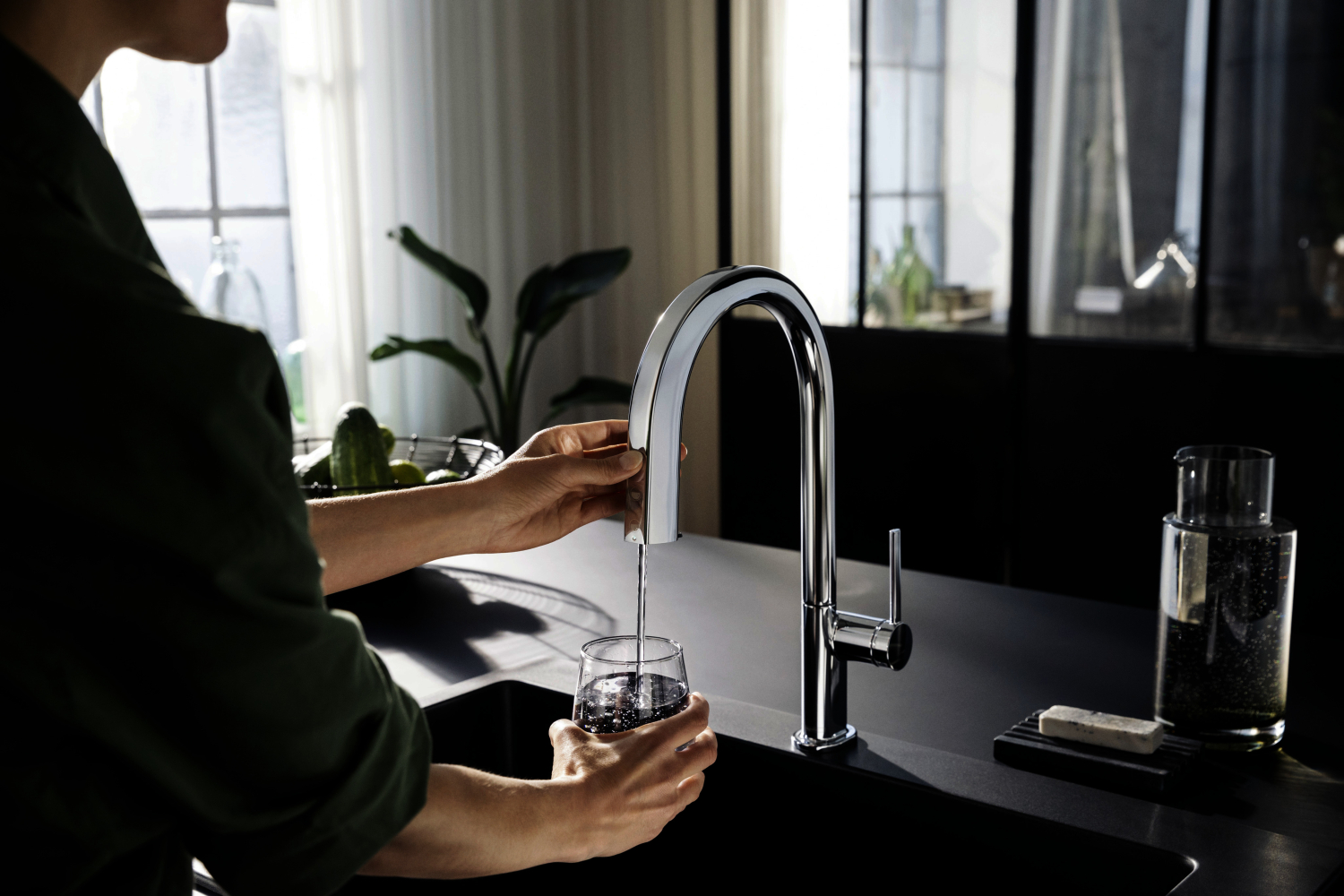Hansgrohe SodaSystem 210 Aqittura M91 Ausziehauslauf 1j sBox Starter Set chrom