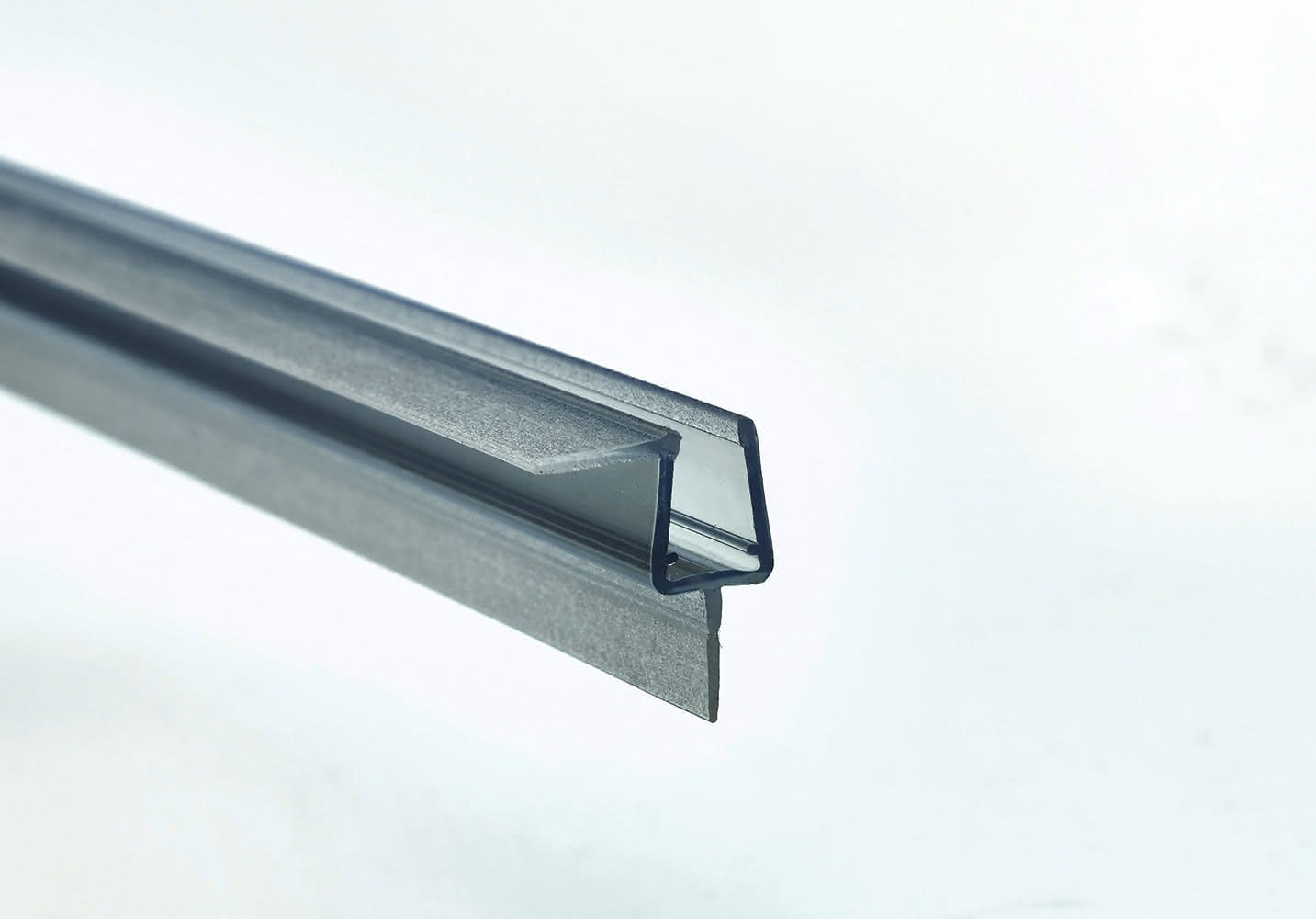 SP Wasserablaufprofil Pazifik 1050mm für 6 / 8 mm Glasstärke SP Wasserablaufprofil Pazifik 1050mm für 6 / 8 mm Glasstärke