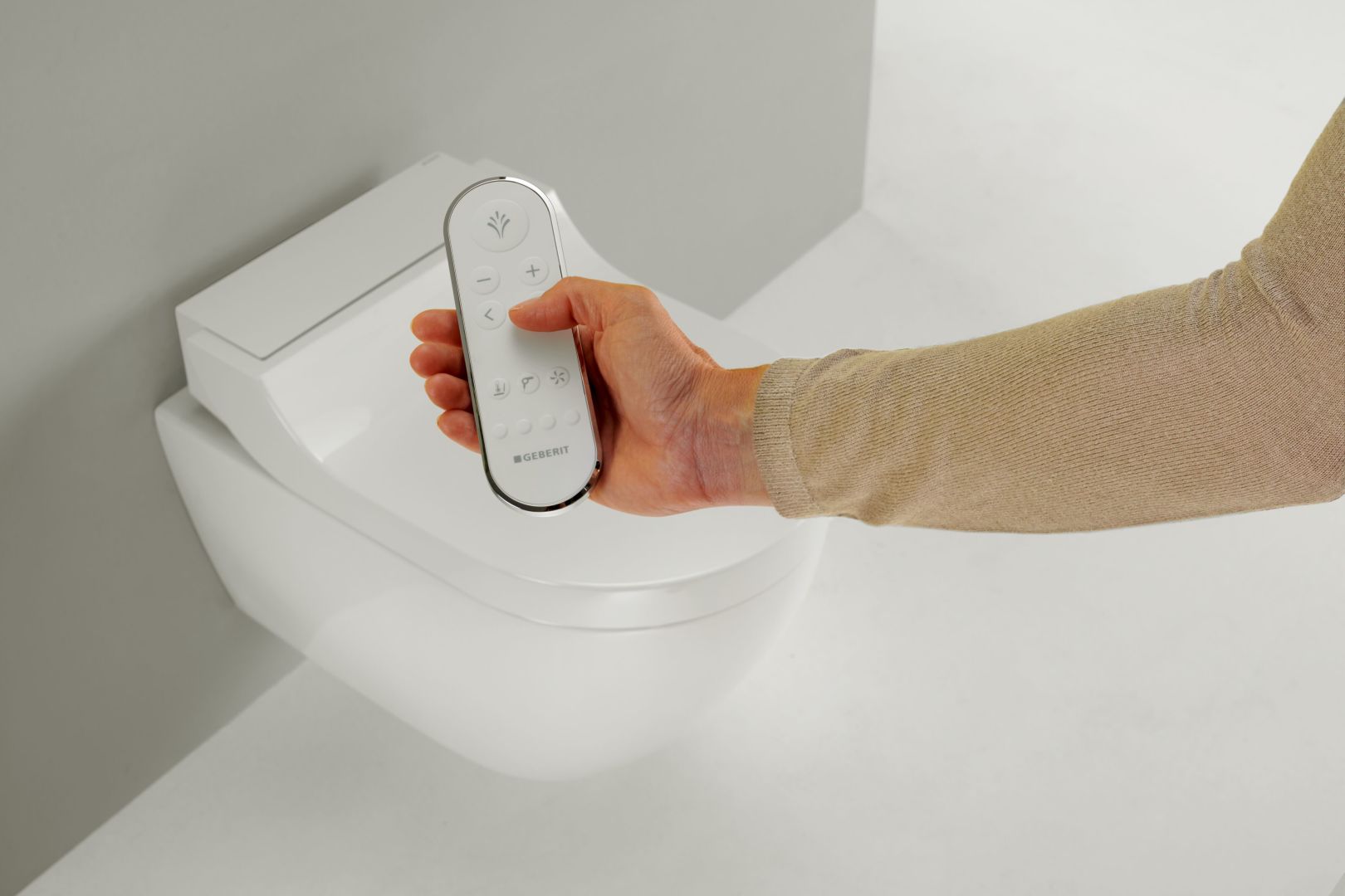 Geberit AquaClean Tuma Comfort WC-Komplettanlage Wand-WC weiß-alpin