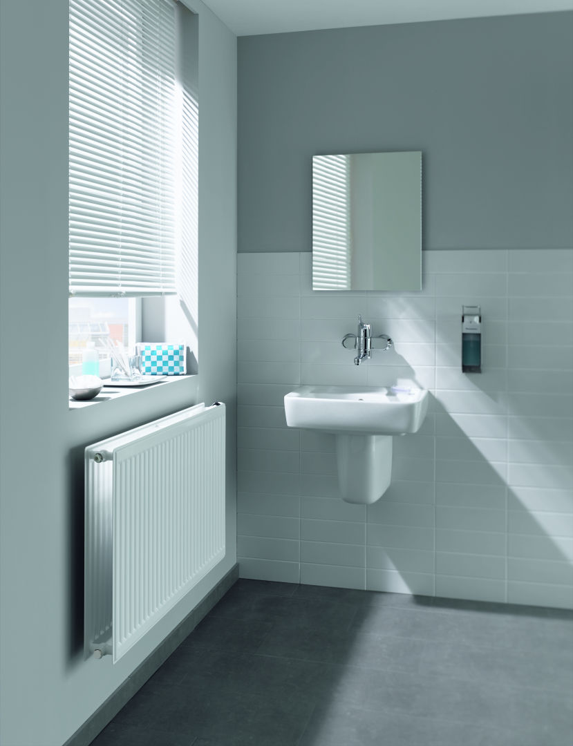 Kermi x2 Profil-Vmulti T20 300x100x1800 QN1047, RAL9016, 10bar, Vent., o.Abd, BK