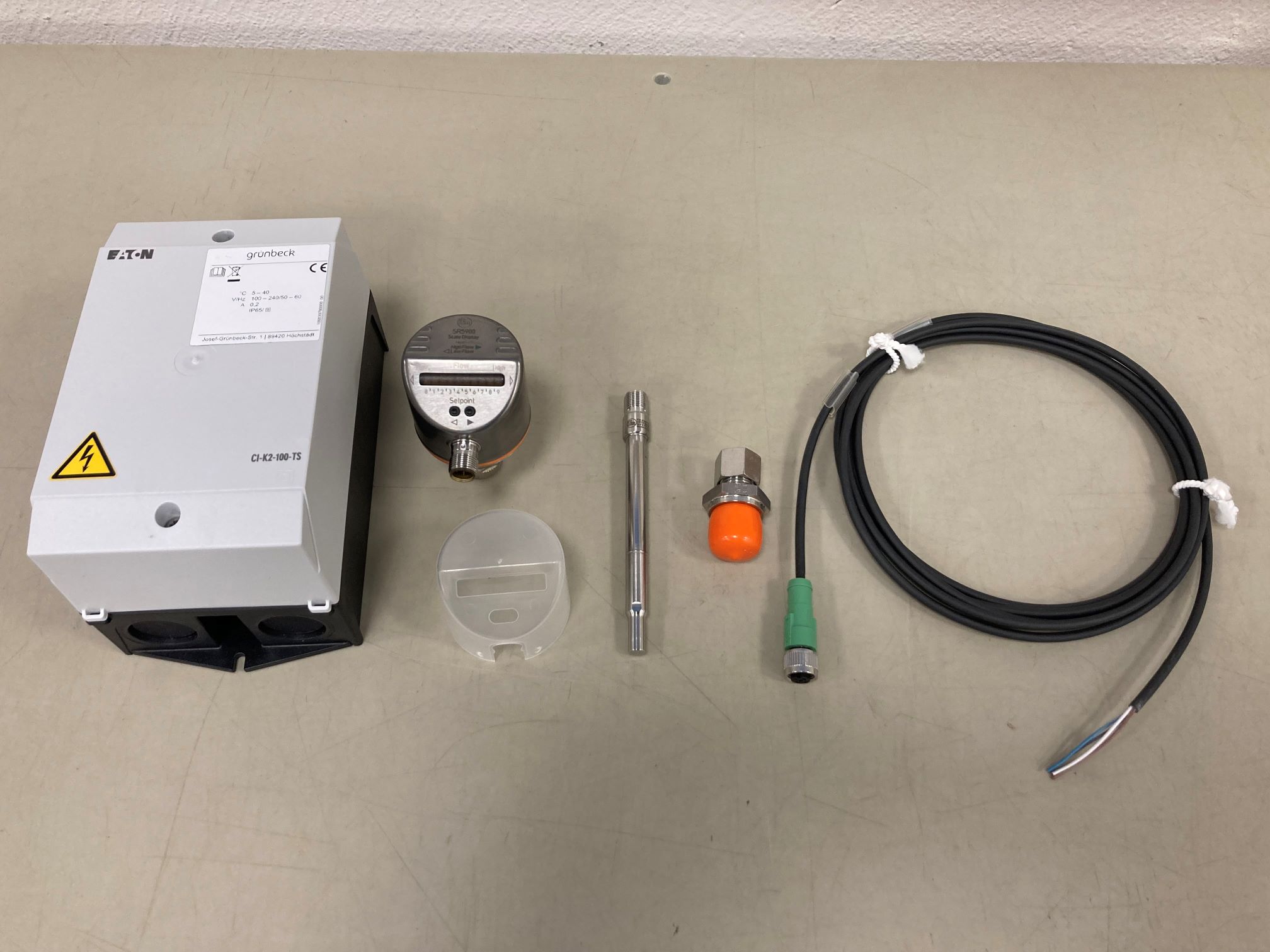 Gruenbeck Strömungswächter zu Mess- und Regelanlage Gruenbeck Strömungswächter zu Mess- und Regelanlage