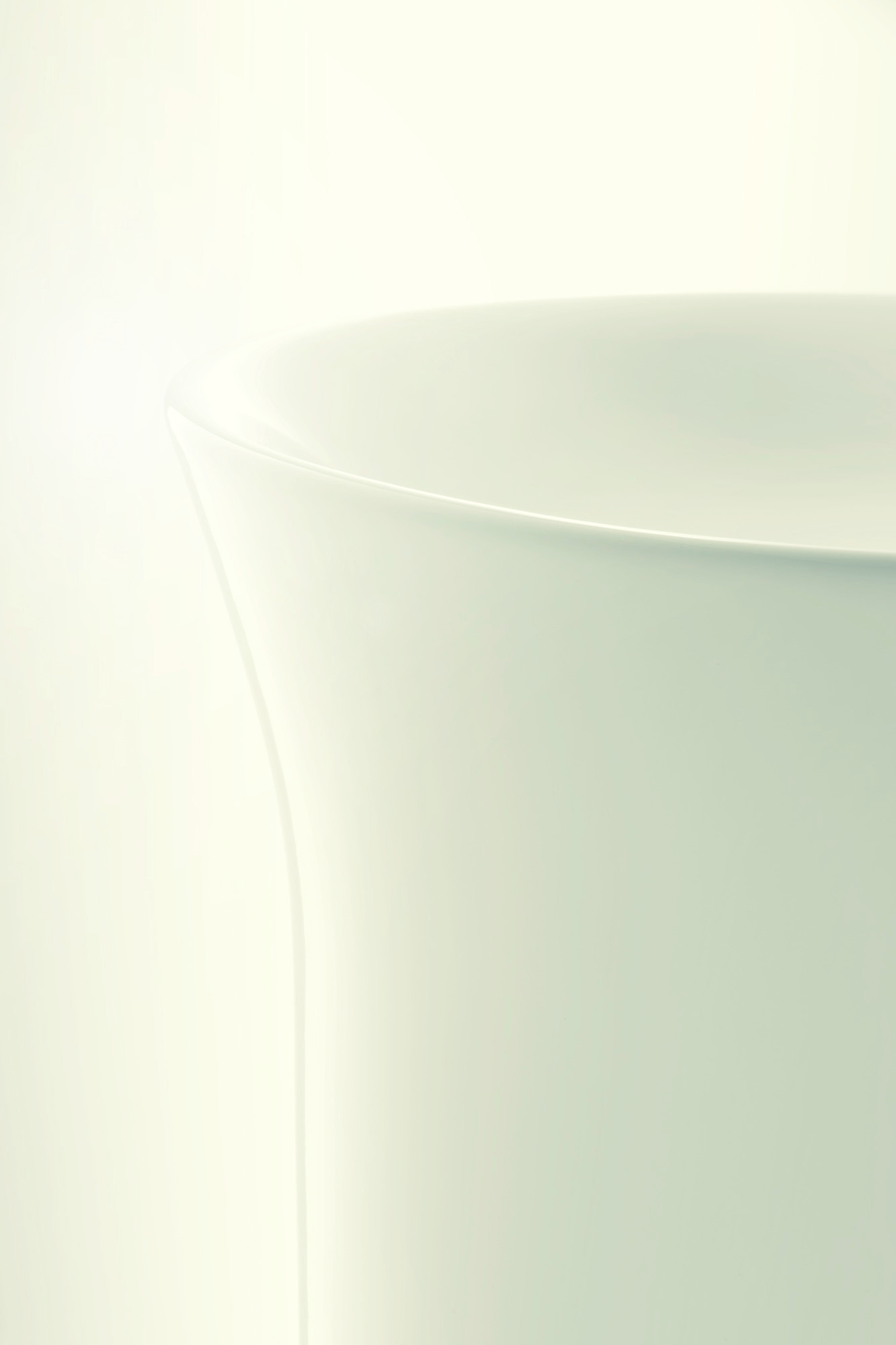 DU WT freisteh.,500mm White Tulip,Weiß o.ÜL,o.HLB,ohne Öffnung hinten