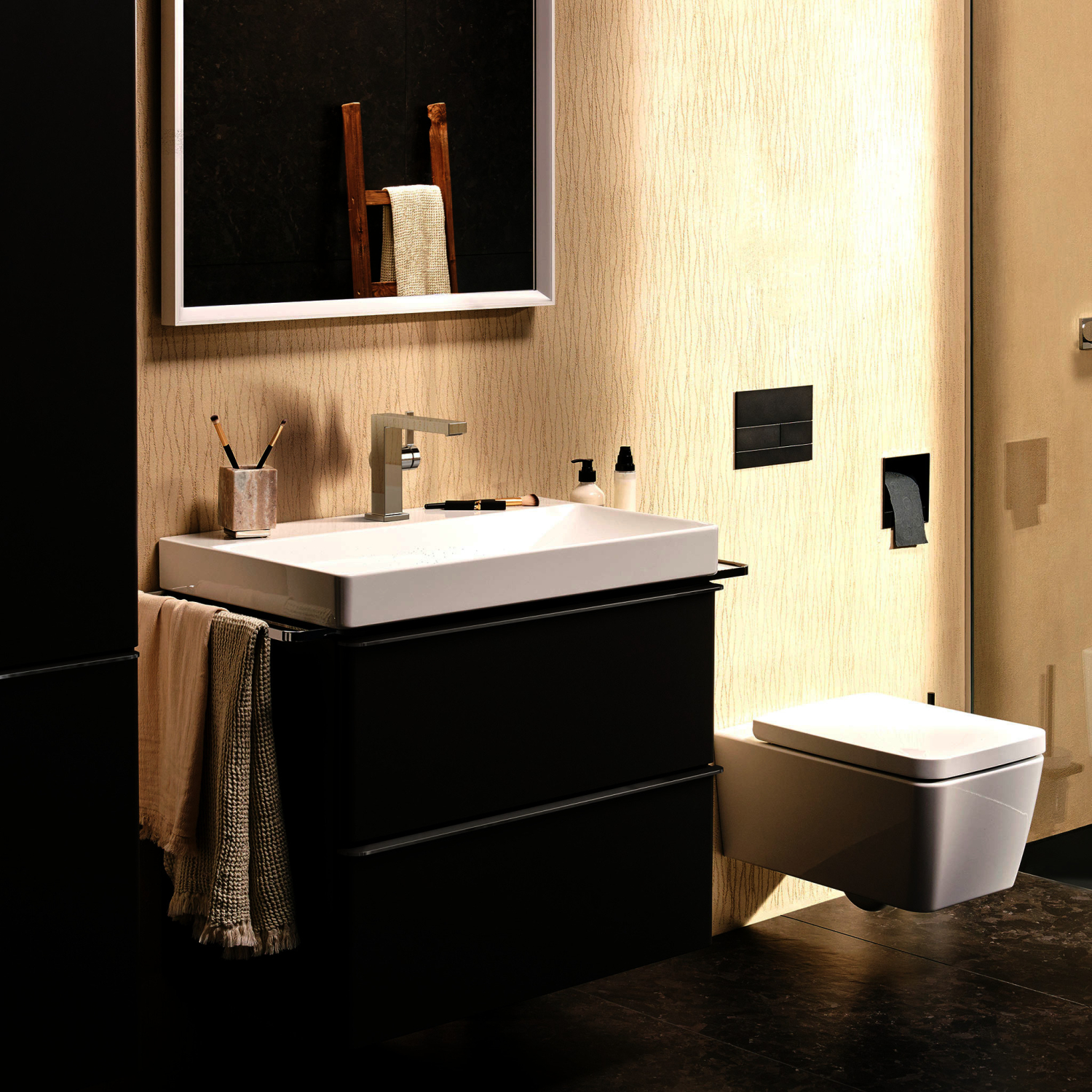 Hansgrohe WTM 110 Tecturis E Fine CoolStart mit Push-Open Ablaufgarnitur chrom