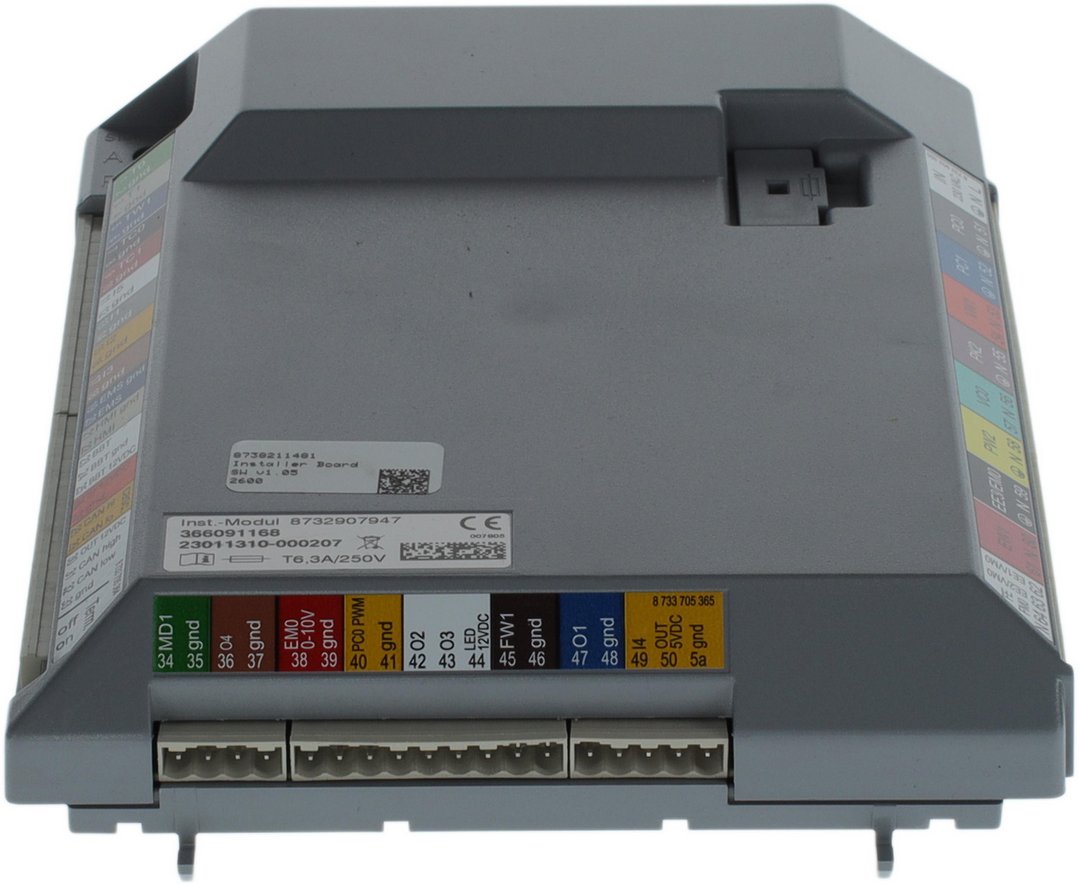 BOSCH Ersatzteil TTNR: 8738211483 Steuerung CUHP v1.05 Bo/Ju