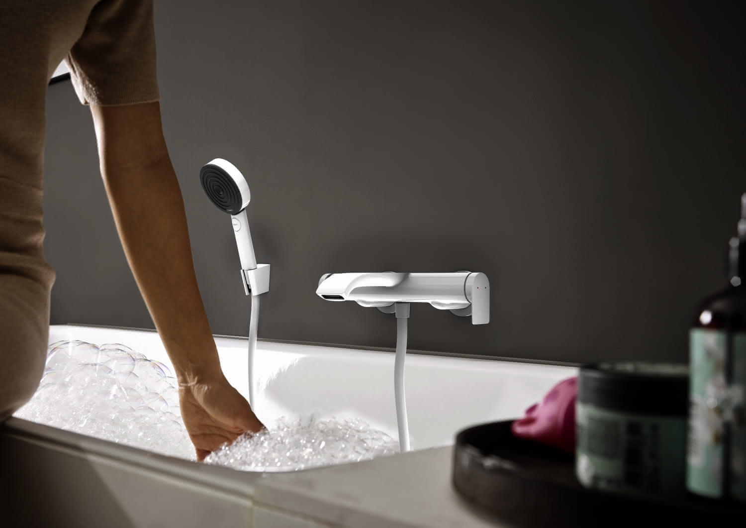 Hansgrohe Wannenmischer Aufputz Vivenis mattweiss