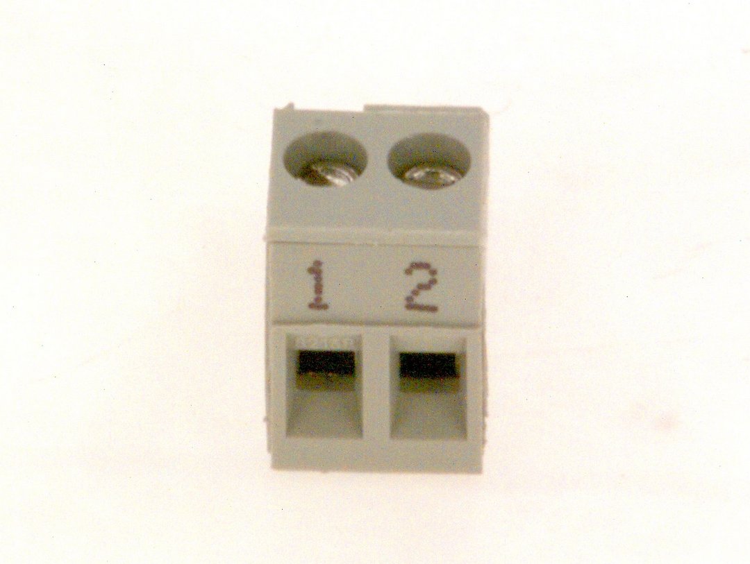 BOSCH Ersatzteil TTNR: 7747026992 Anschlussklemme 2-pol grau FW BOSCH Ersatzteil TTNR: 7747026992 Anschlussklemme 2-pol grau FW