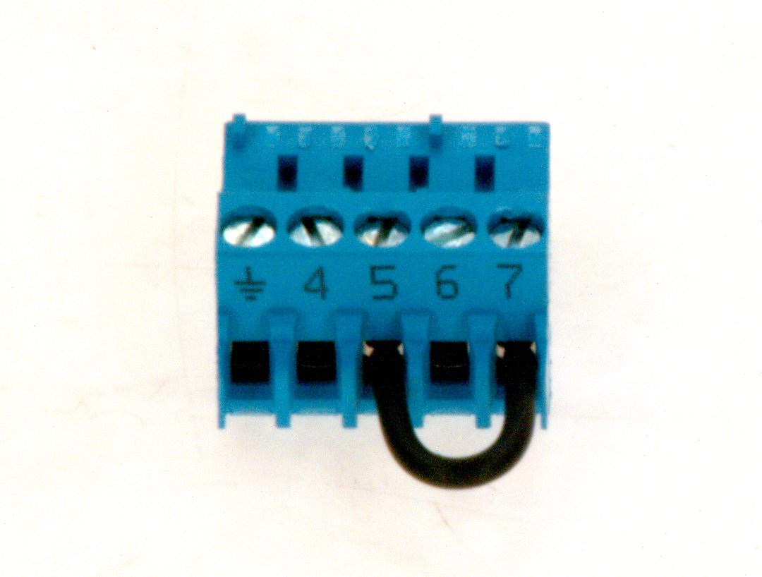 BOSCH Ersatzteil TTNR: 63036370 Anschlussklemme5-pol.blau SG Abgassperrk