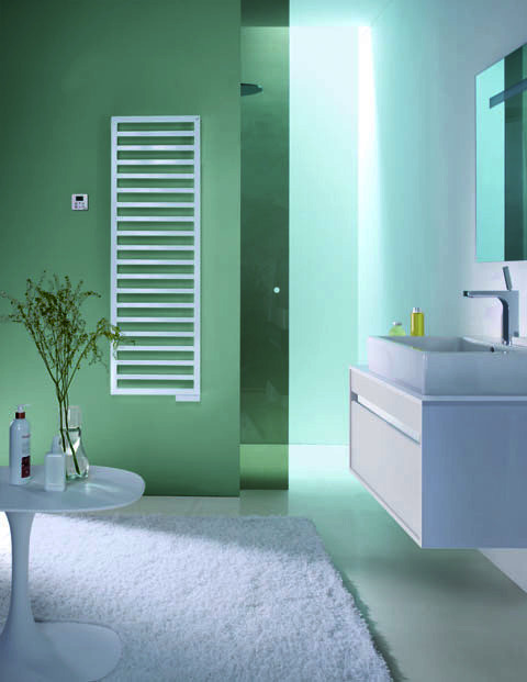 ZE Design-HK Quaro QAE-140-045/GD 1433x30x450 Black Matt