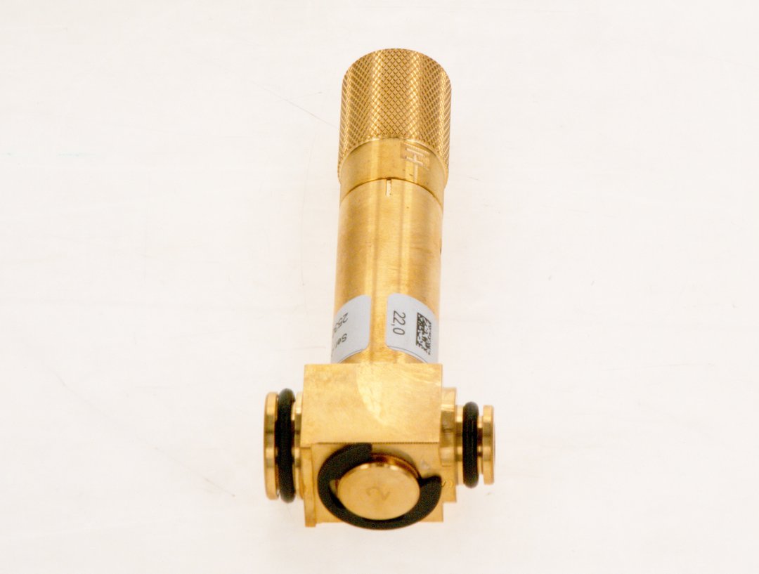 BOSCH Ersatzteil TTNR: 8738804054 Adapter Gasventil kpl 3 everp BOSCH Ersatzteil TTNR: 8738804054 Adapter Gasventil kpl 3 everp