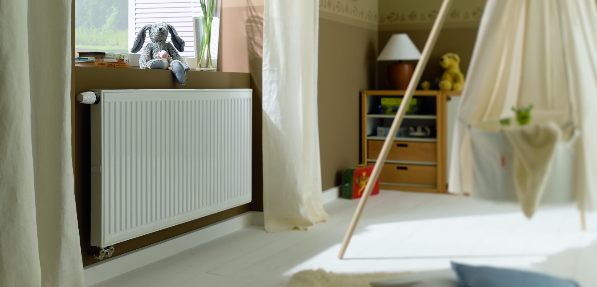 Kermi Profil-V Hyg T10 600x61x400 QN241, RAL9016, 10bar, Vent.re, o.Abd,BK