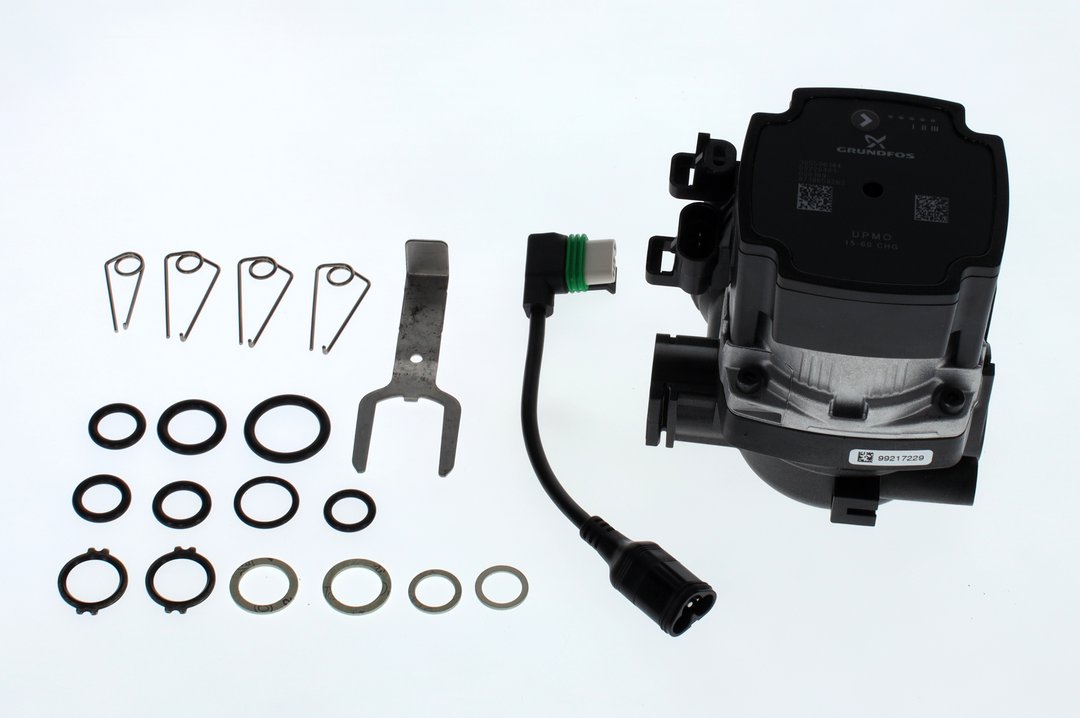 BOSCH Ersatzteil TTNR: 8737714014 Pumpe UPMO 15-60