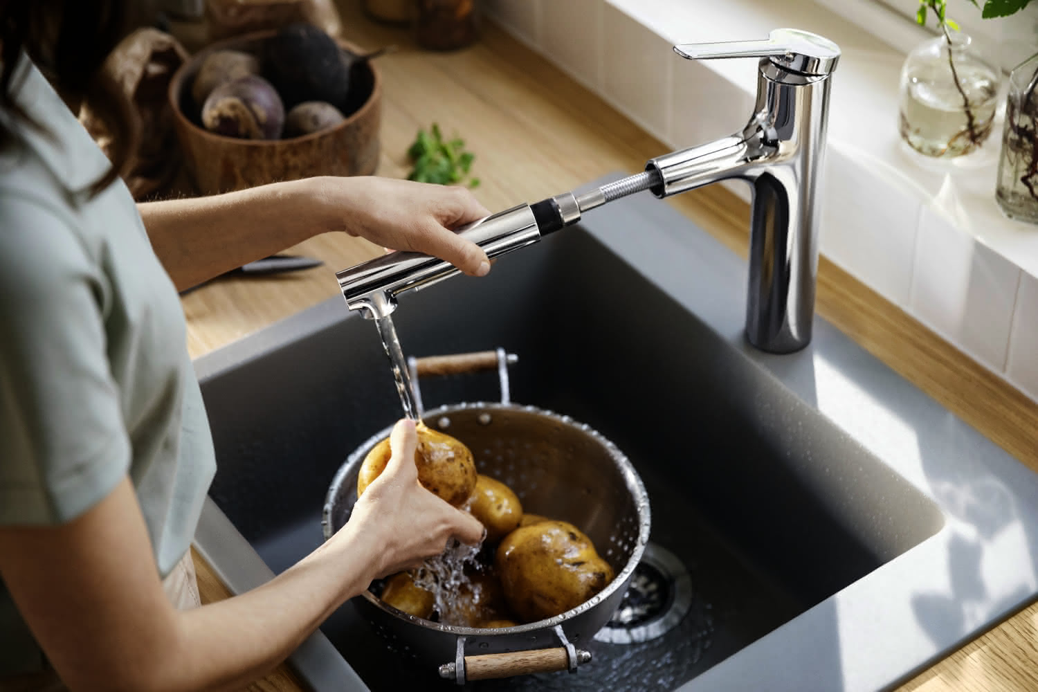 Hansgrohe Spültischmischer 160 Zesis M33 Metall Ausziehbrause Pro 2jet chrom