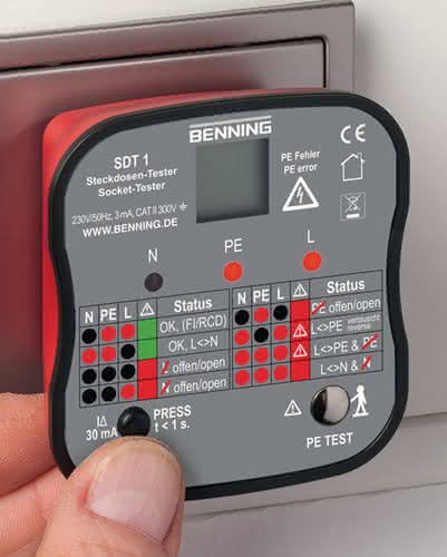 Steckdosentester SDT 1 z.Prüfung v.Schutzkon.steckd.BENNING Steckdosentester SDT 1 z.Prüfung v.Schutzkon.steckd.BENNING