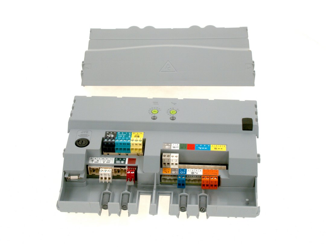 BOSCH Ersatzteil TTNR: 8716118139 Regelgerät, Regler Bosch BOSCH Ersatzteil TTNR: 8716118139 Regelgerät, Regler Bosch