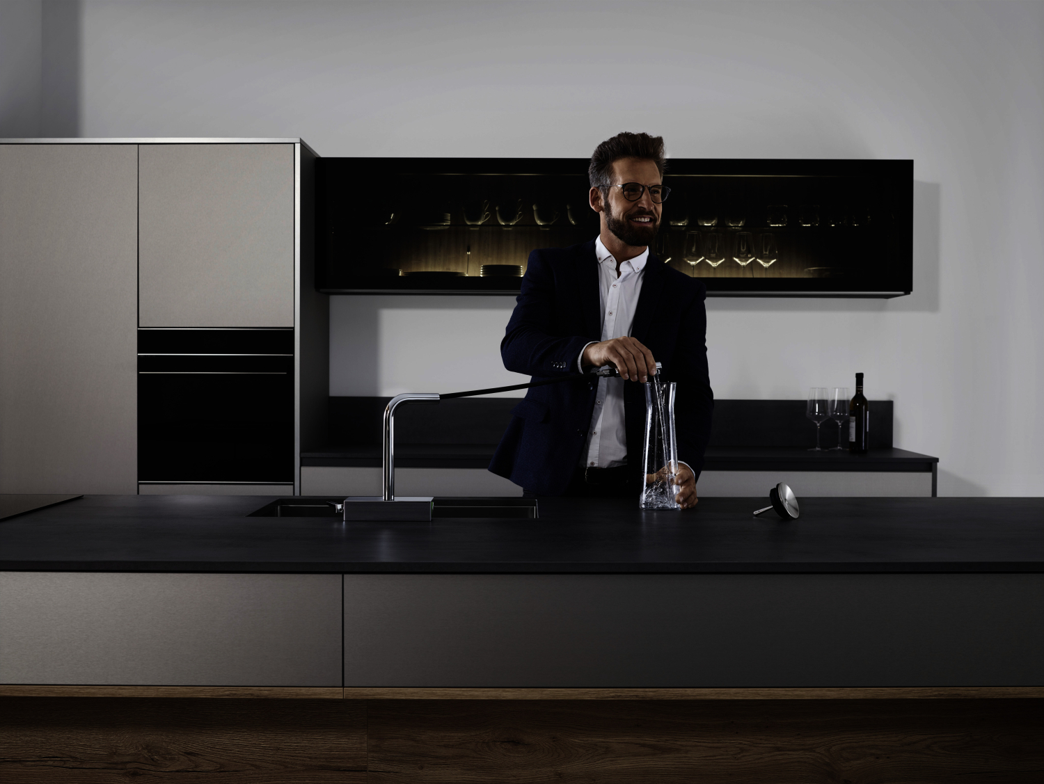 Hansgrohe Spültischmischer 250 Aquno Select M81 Ausziehauslauf 2jet sBox chrom