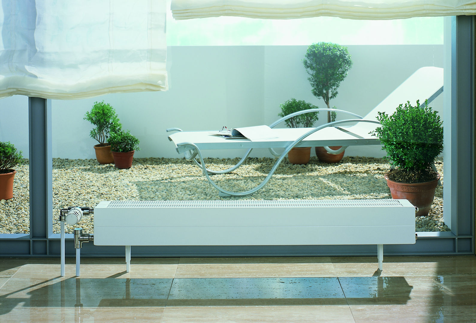 Kermi Konvektor Typ43 BH280x194x2000mm QN3768, RAL9016, 6bar, m. Abd., AB Uni.
