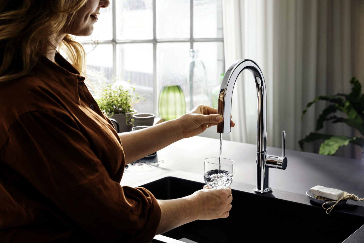 Hansgrohe FilterSystem 210 Aqittura M91 Ausziehausl.1jet sBox Starter Set chrom