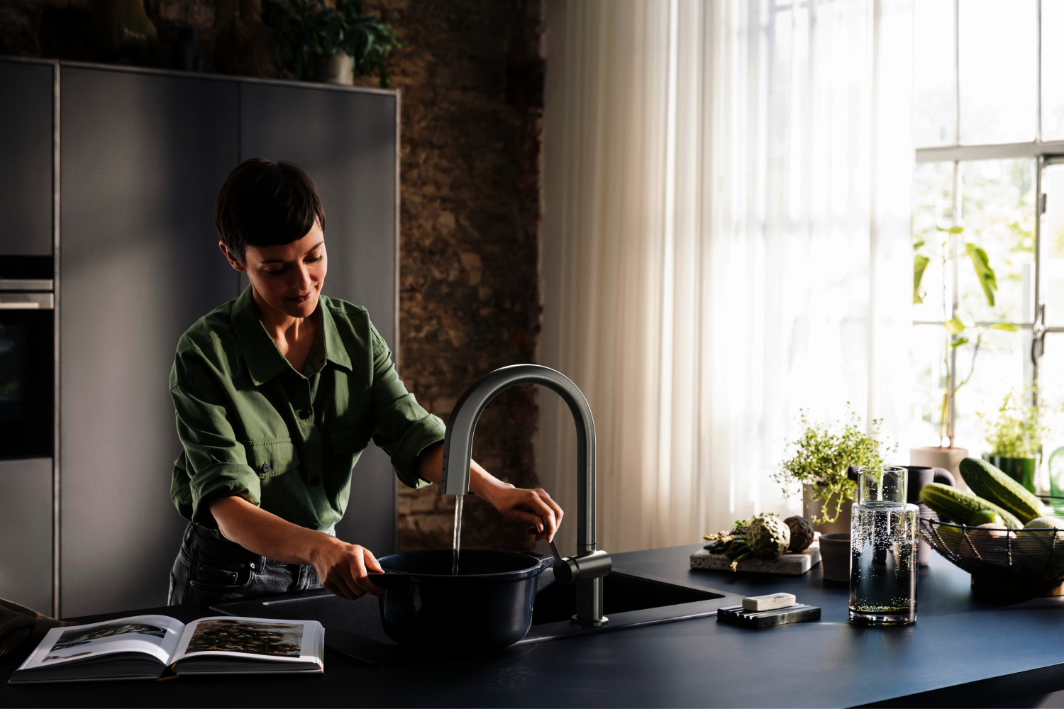 Hansgrohe SodaSystem 210 Aqittura M91 Ausziehauslauf 1j sBox Starter Set ST