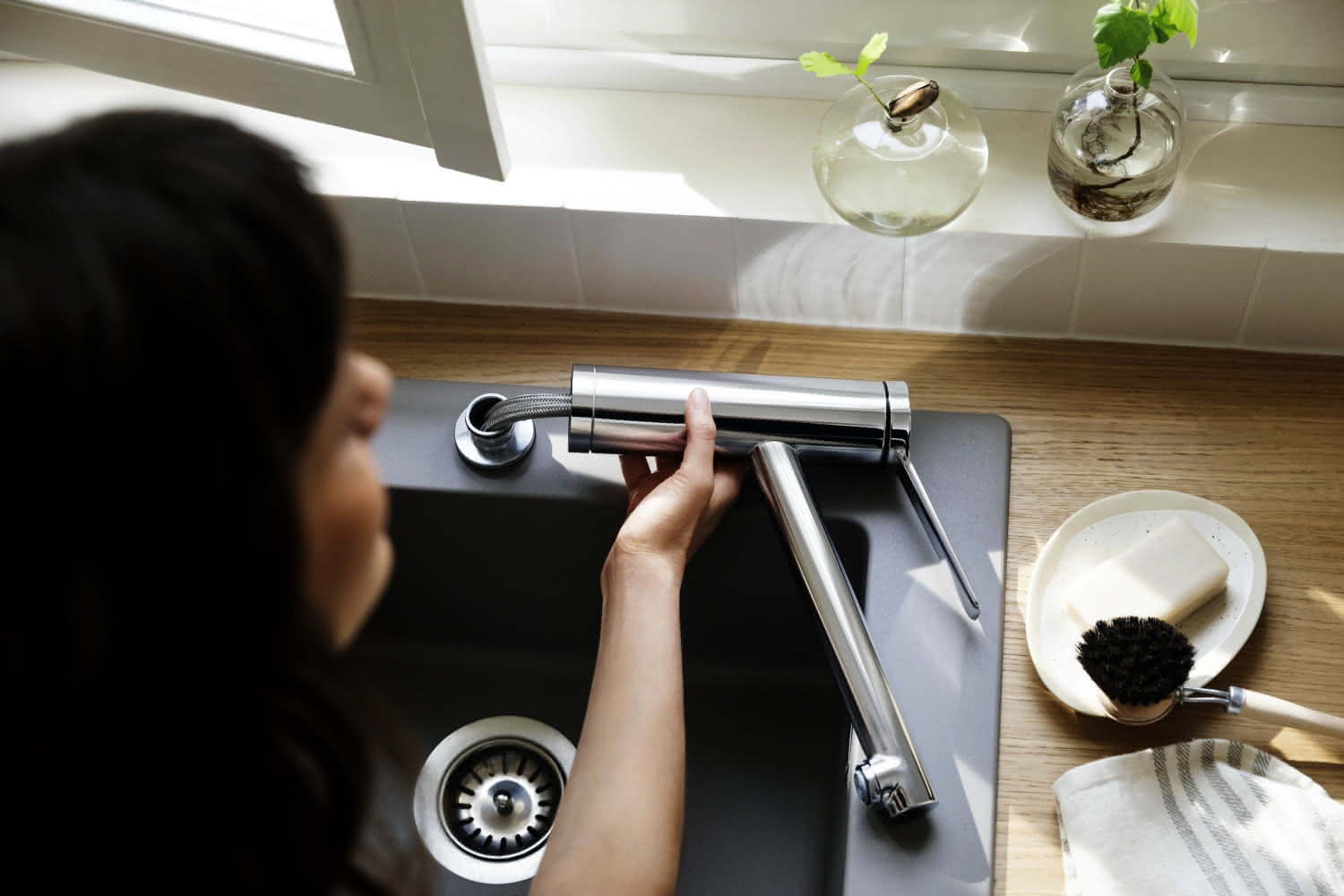 Hansgrohe Spültischmischer 160 Zesis M33 Vorfenster 1jet chrom