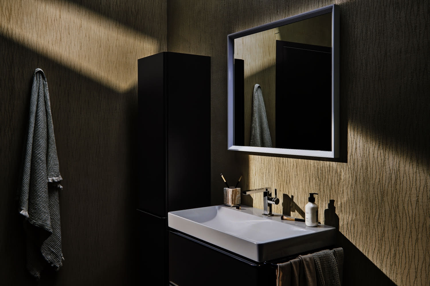 Hansgrohe WTM 110 Tecturis E Fine CoolStart ohne Ablaufgarnitur chrom