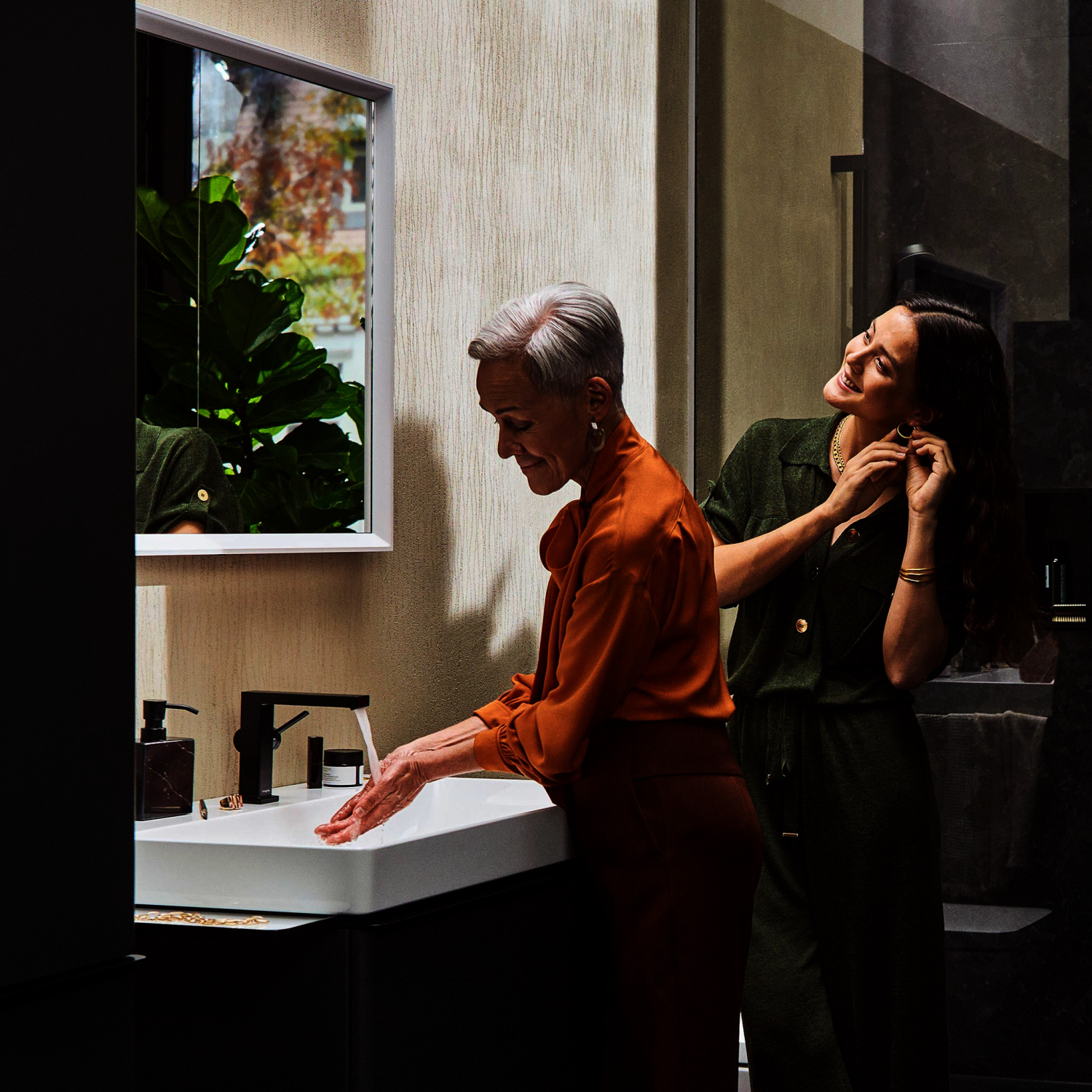 Hansgrohe WTM 110 Tecturis E Fine CoolStart mit Push-Open Ablaufgarnitur MSW