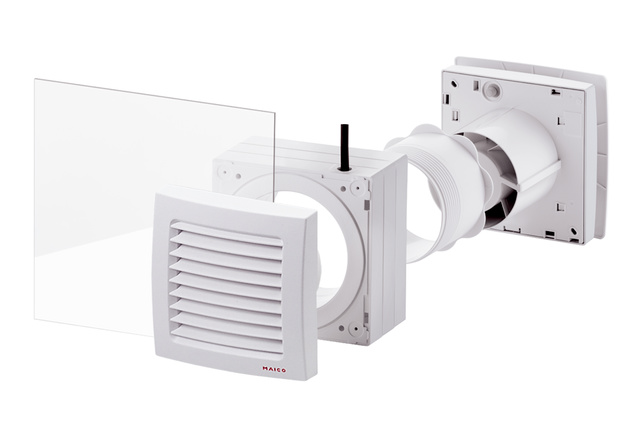 Maico Fenstereinbausatz FE 100/1 SG mit feststehender Außenklappe Maico Fenstereinbausatz FE 100/1 SG mit feststehender Außenklappe