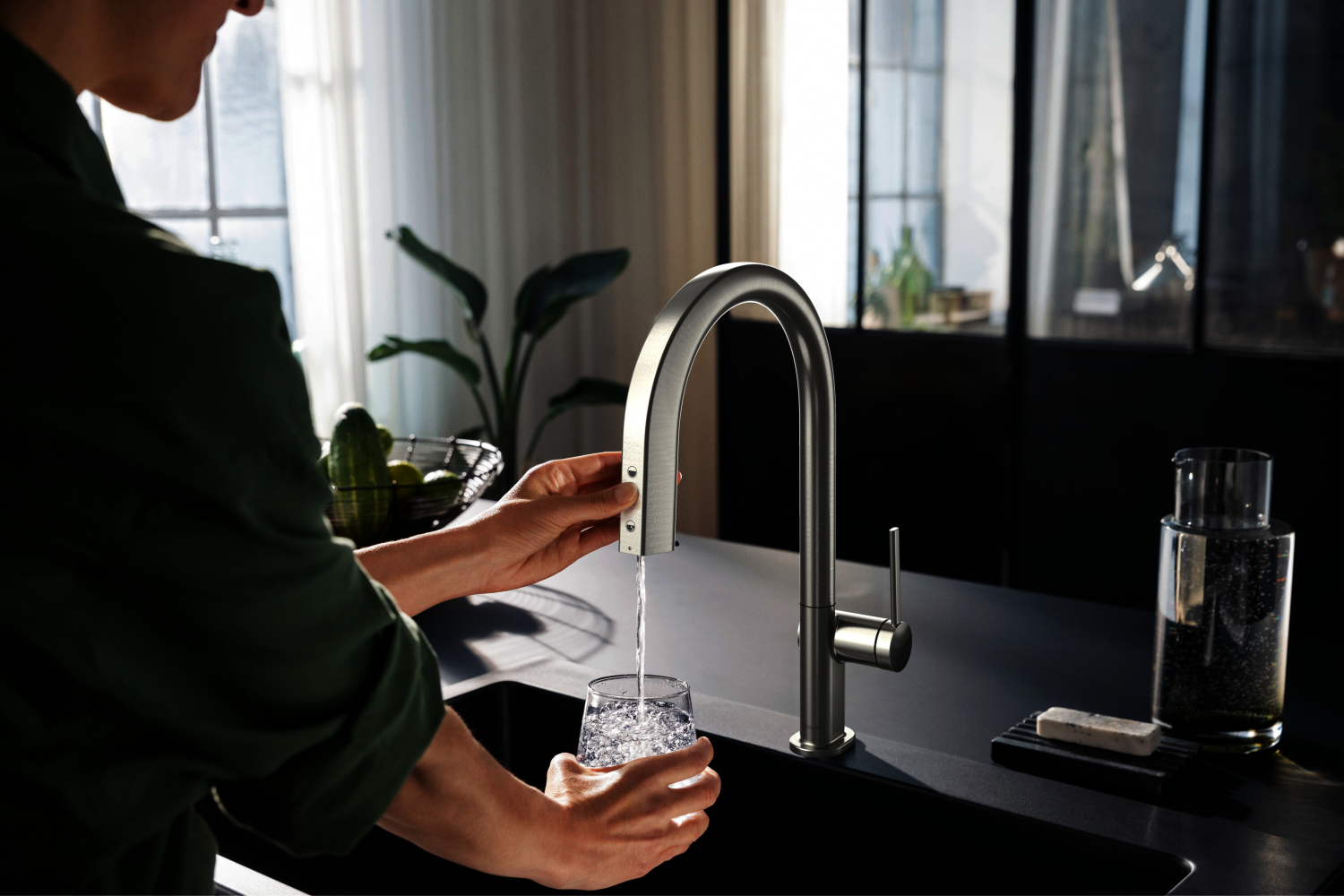 Hansgrohe SodaSystem 210 Aqittura M91 Ausziehauslauf 1j sBox Starter Set ST