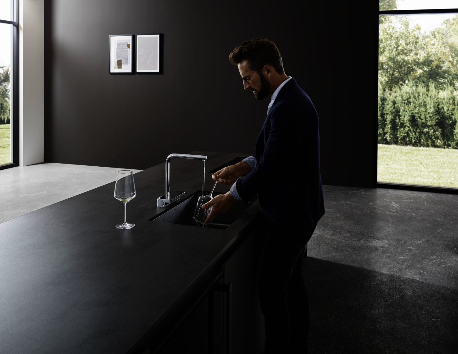 Hansgrohe Spültischmischer 250 Aquno Select M81 Ausziehauslauf 2jet chrom