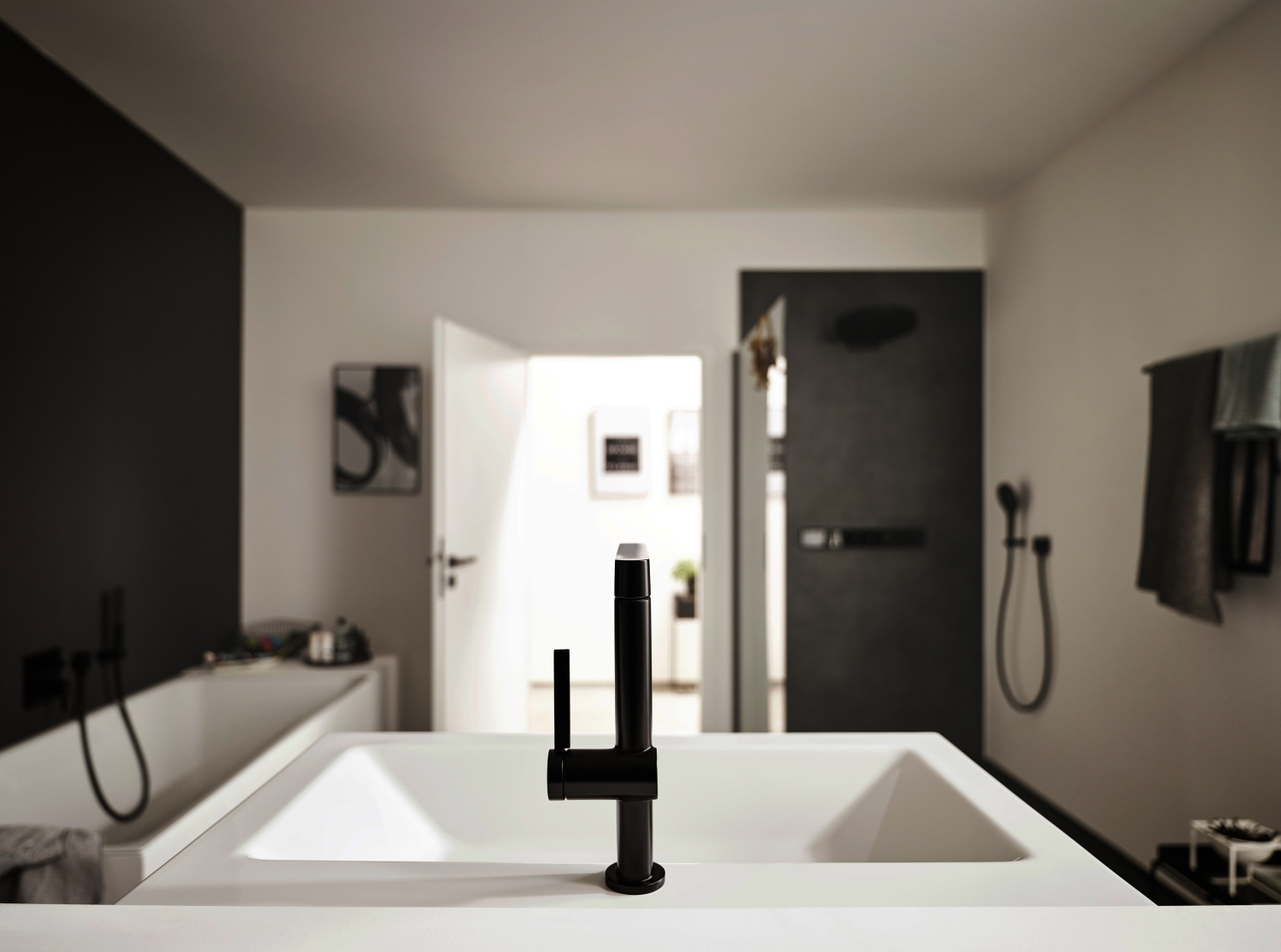 Hansgrohe Waschtischmischer 230 Finoris Ausziehbrause 2jet mattschwarz