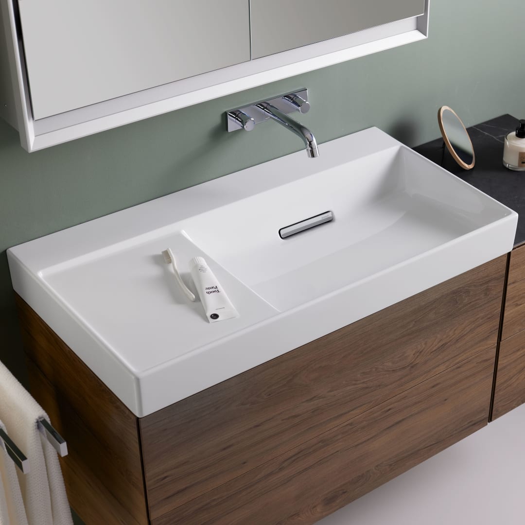 Geberit ONE WT 90x48cm, CleanDrain, Ablg.li o. Hl., o. Ül., weiß, KeraTect/weiß glzd