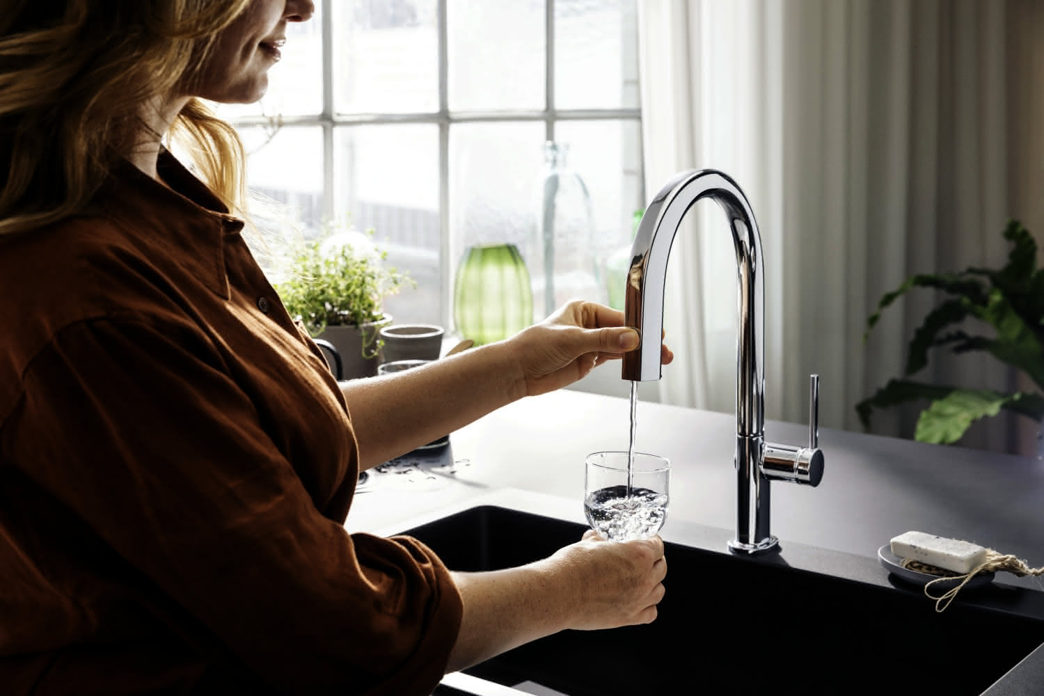 Hansgrohe FilterSystem 210 Aqittura M91 Ausziehausl.1jet Starter Set chrom